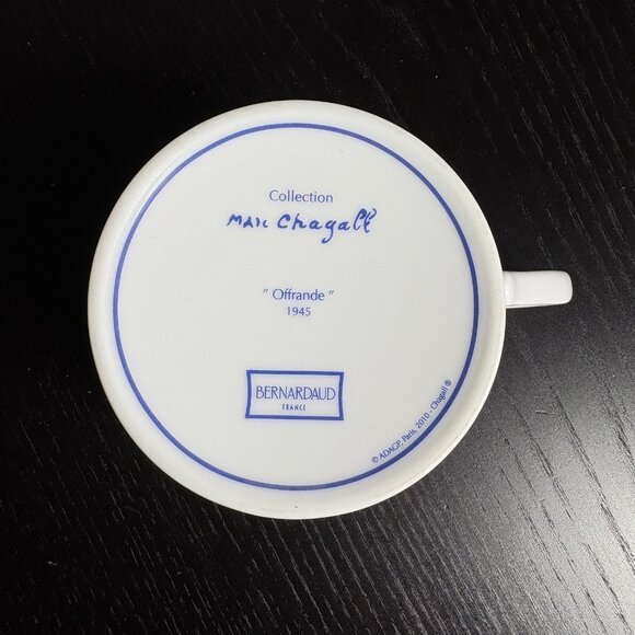 Bernardaud France MARC CHAGALL 'Offrande' Porcelain Breakfast Mug/Cup 2010 - Picture 6 of 7